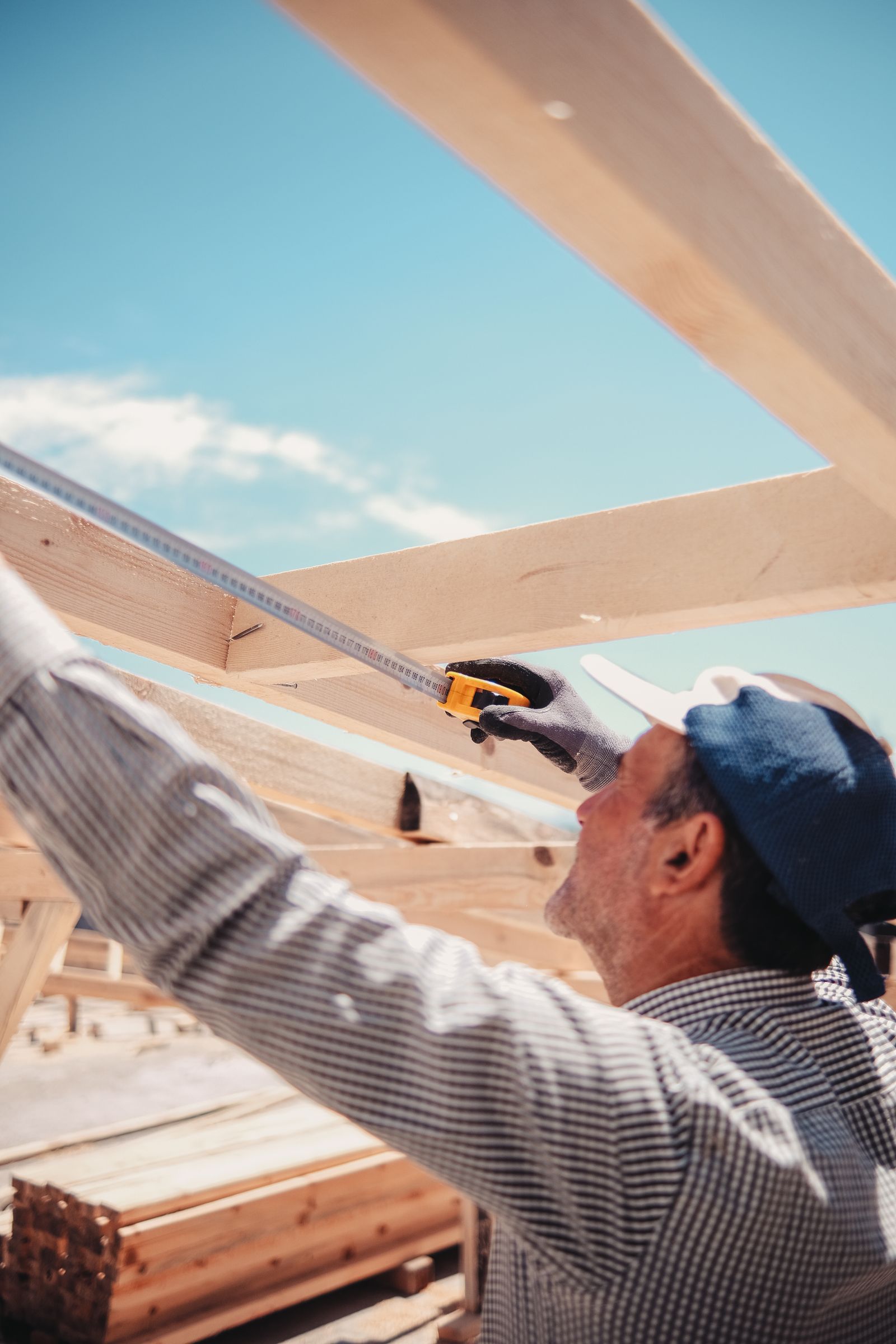 General contractor working on an indoor build